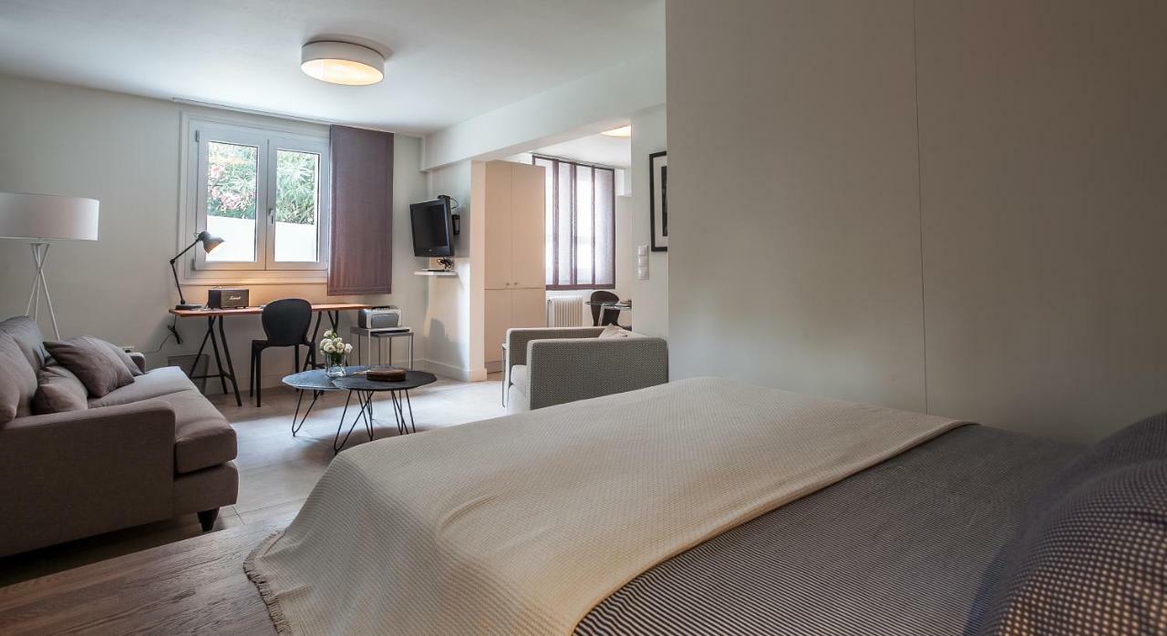 Unique Semi-Basement Stay At The Foot Of The Acropolis 雅典 外观 照片