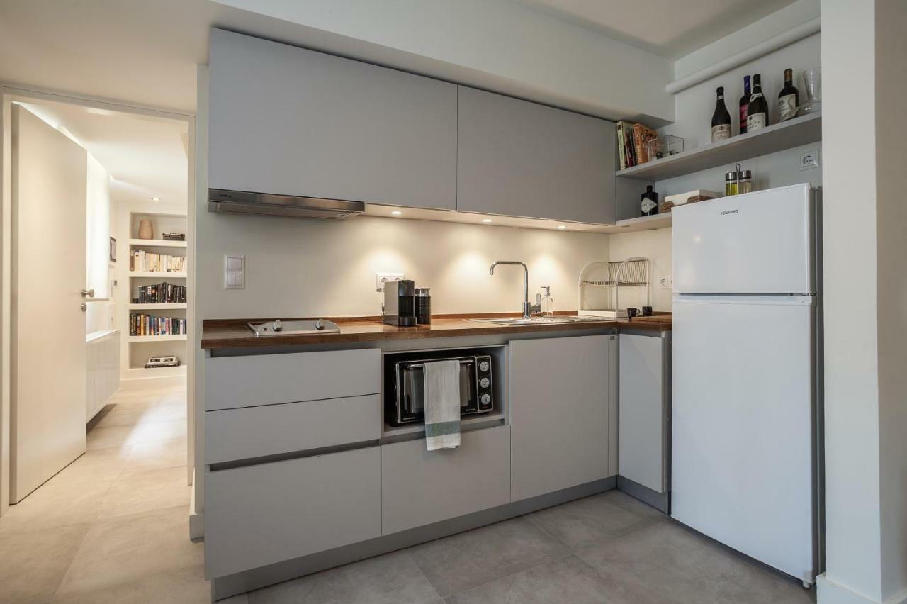 Unique Semi-Basement Stay At The Foot Of The Acropolis 雅典 外观 照片